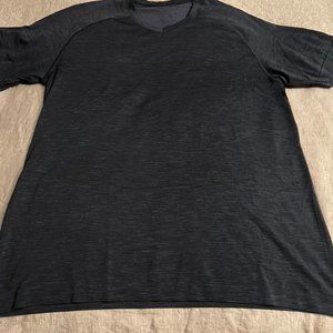 Lululemon Metal Tech T-Shirt XL (V-Neck)